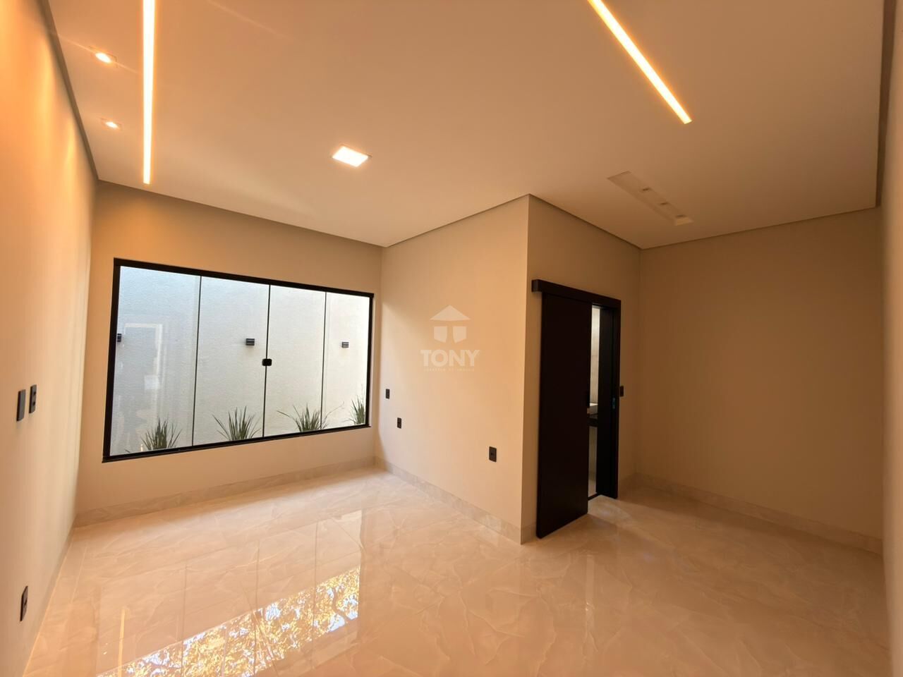 Casa à venda com 4 quartos, 3 suítes, 4 vagas e 203m² no Plano Diretor Sul, Palmas (TO) — foto 19 de 20