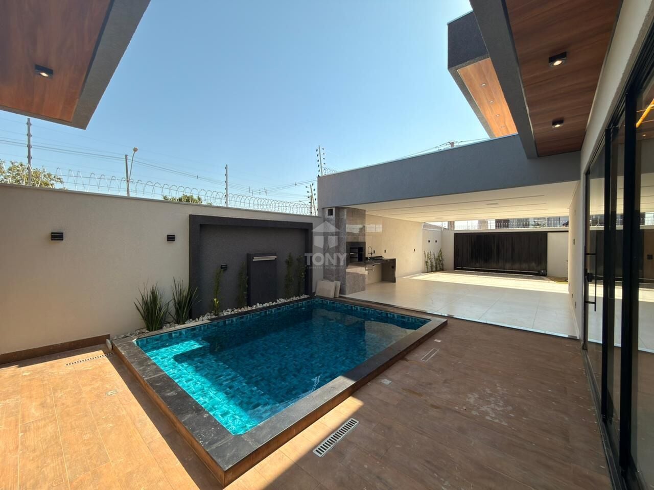 Casa à venda com 4 quartos, 3 suítes, 4 vagas e 203m² no Plano Diretor Sul, Palmas (TO) — foto 6 de 20