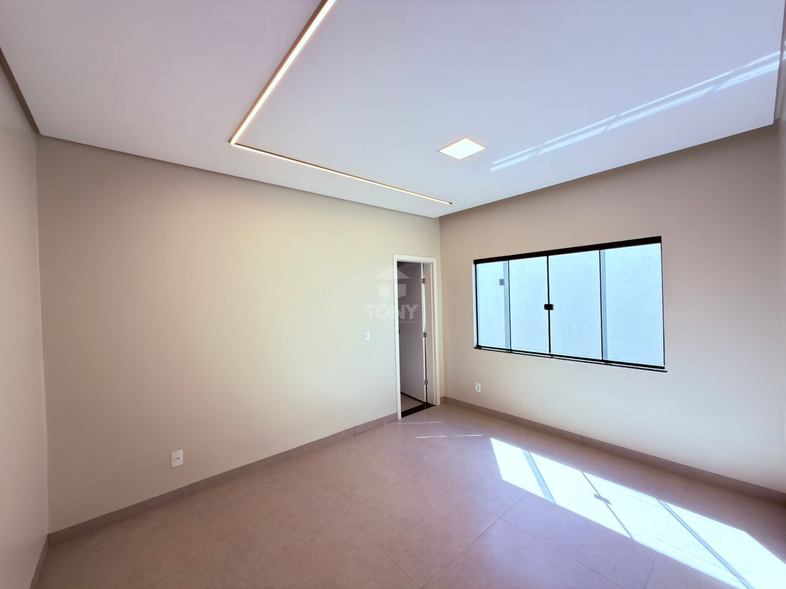 Casa à venda com 3 quartos, 1 suíte, 2 vagas e 143m² no Plano Diretor Sul, Palmas (TO) — foto 13 de 18