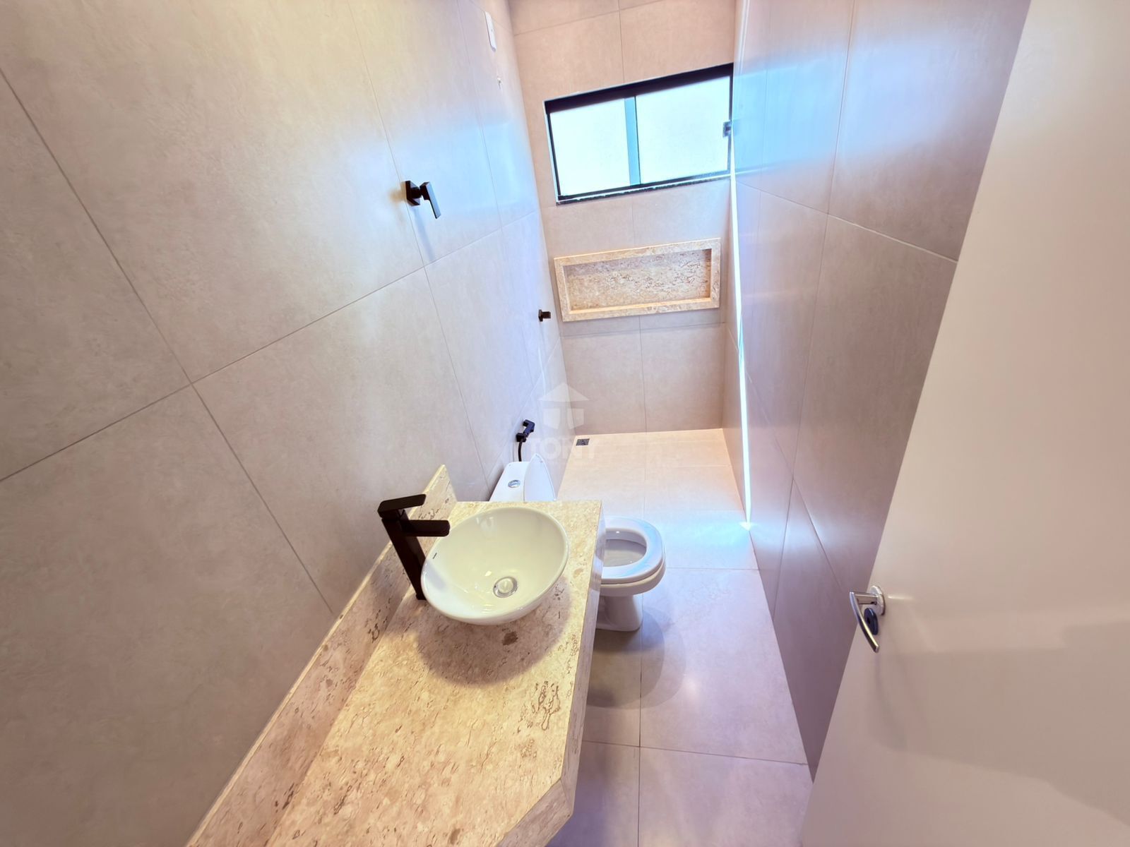Casa à venda com 3 quartos, 1 suíte, 2 vagas e 143m² no Plano Diretor Sul, Palmas (TO) — foto 14 de 18