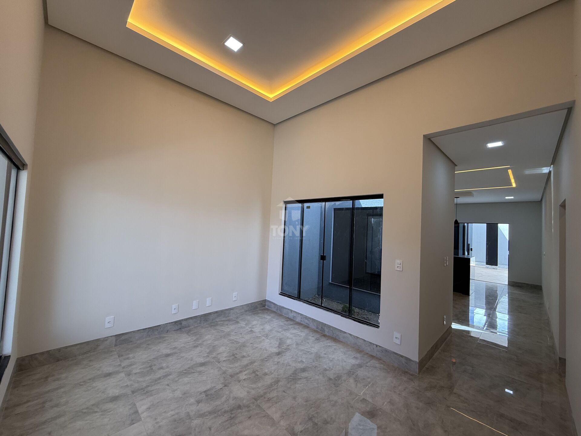 Casa à venda com 3 quartos, 1 suíte, 2 vagas e 152m² no Plano Diretor Sul, Palmas (TO) — foto 4 de 16