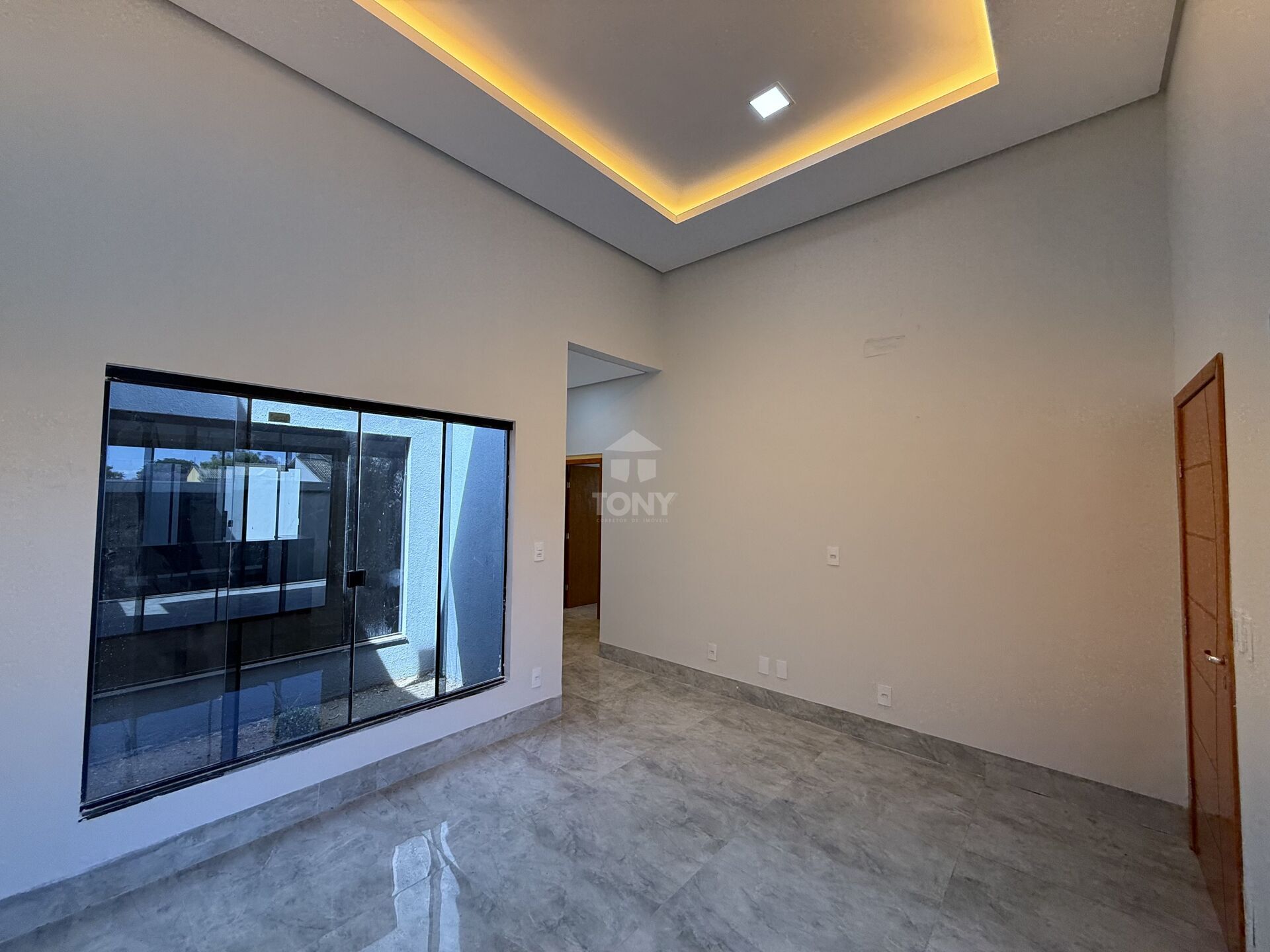 Casa à venda com 3 quartos, 1 suíte, 2 vagas e 152m² no Plano Diretor Sul, Palmas (TO) — foto 5 de 16