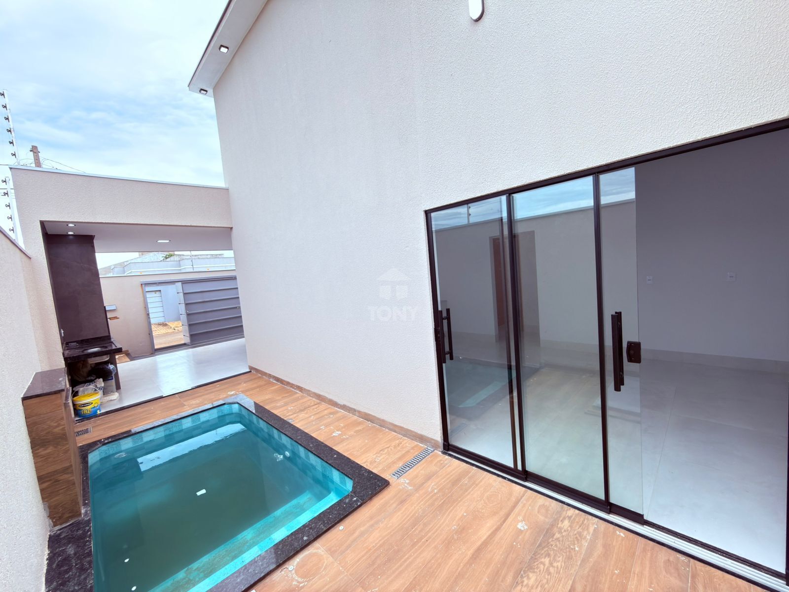 Casa à venda com 3 quartos, 2 suítes, 2 vagas e 105m² no Plano Diretor Sul, Palmas (TO) — foto 15 de 16