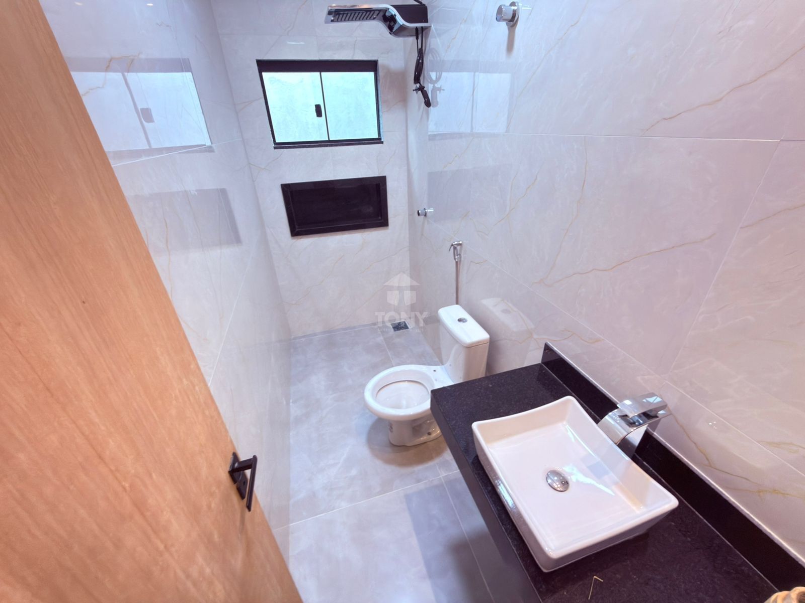Casa à venda com 3 quartos, 1 suíte, 2 vagas e 111m² no Plano Diretor Sul, Palmas (TO) — foto 11 de 13