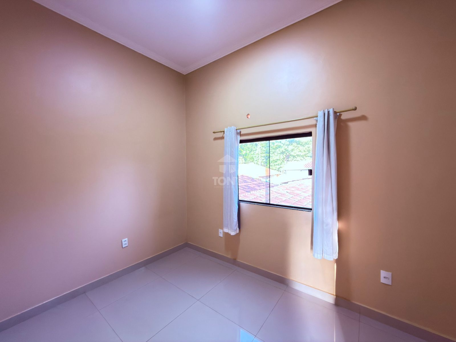 Casa à venda com 4 quartos, 1 suíte, 4 vagas e 231m² no Plano Diretor Norte, Palmas (TO) — foto 13 de 24