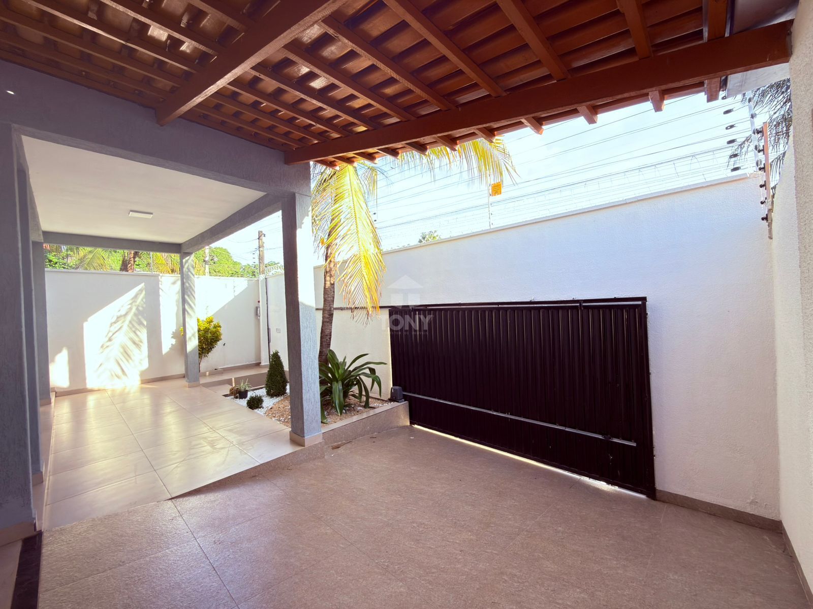 Casa à venda com 4 quartos, 1 suíte, 4 vagas e 231m² no Plano Diretor Norte, Palmas (TO) — foto 4 de 24