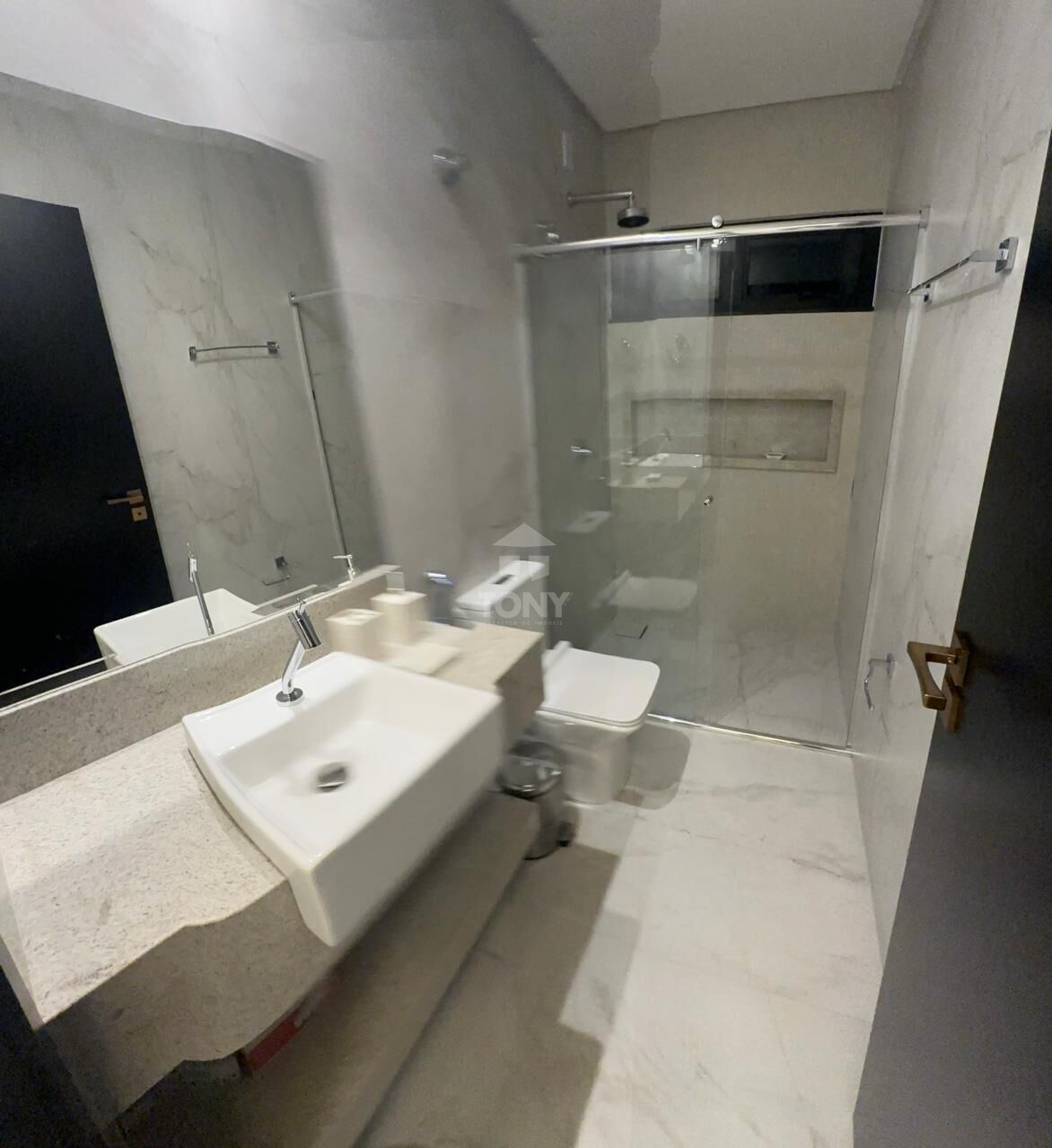 Casa à venda com 3 quartos, 3 suítes, 4 vagas e 236m² no Plano Diretor Sul, Palmas (TO) — foto 25 de 30