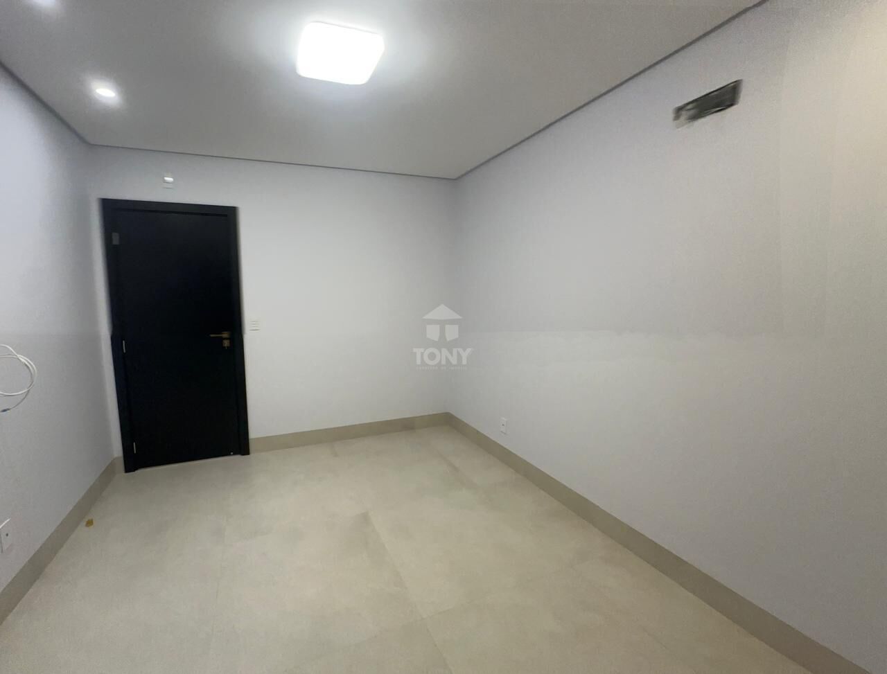 Casa à venda com 3 quartos, 3 suítes, 4 vagas e 236m² no Plano Diretor Sul, Palmas (TO) — foto 26 de 30