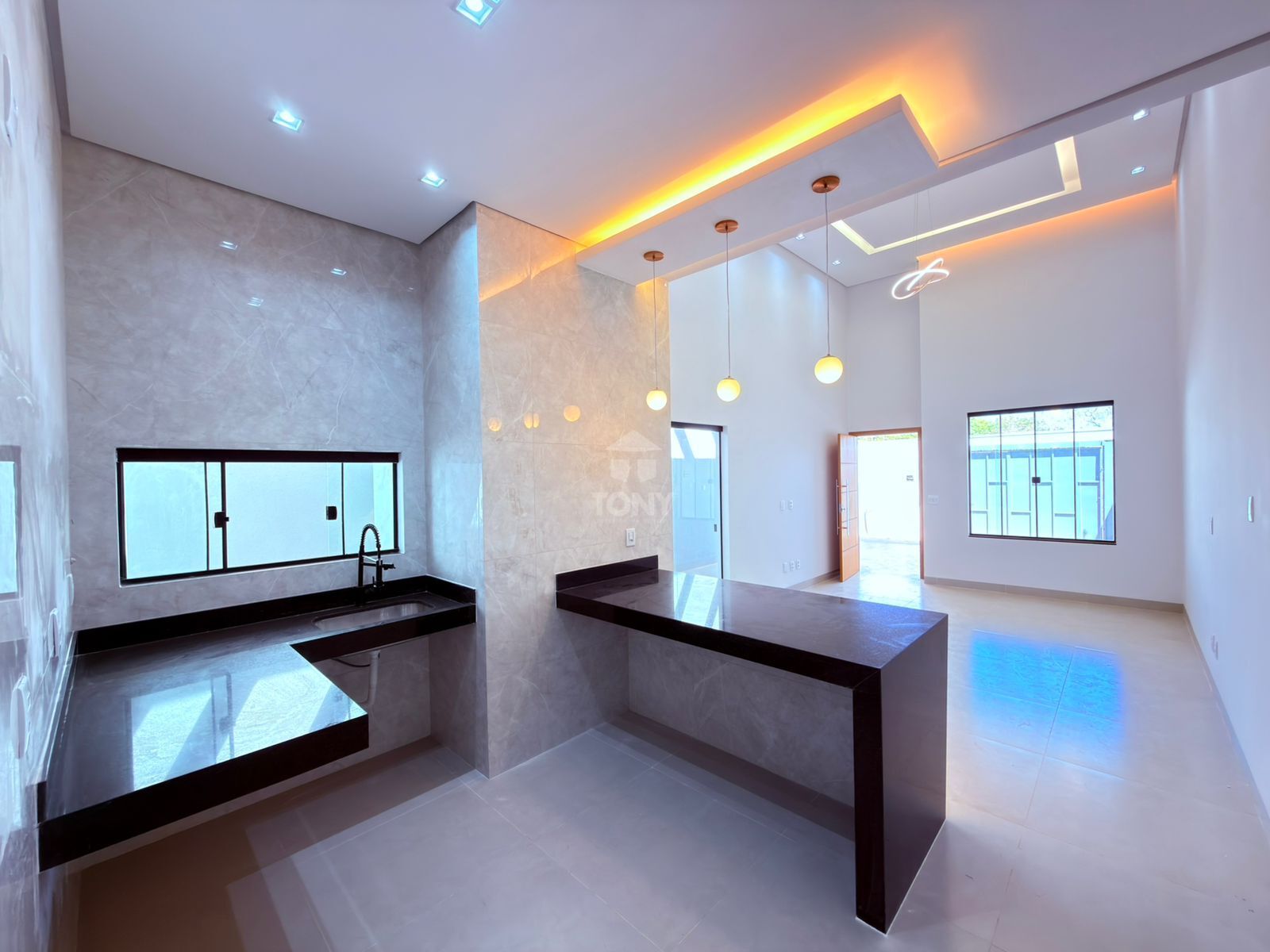 Casa à venda com 2 quartos, 1 suíte, 2 vagas e 107m² no Plano Diretor Sul, Palmas (TO) — foto 4 de 13