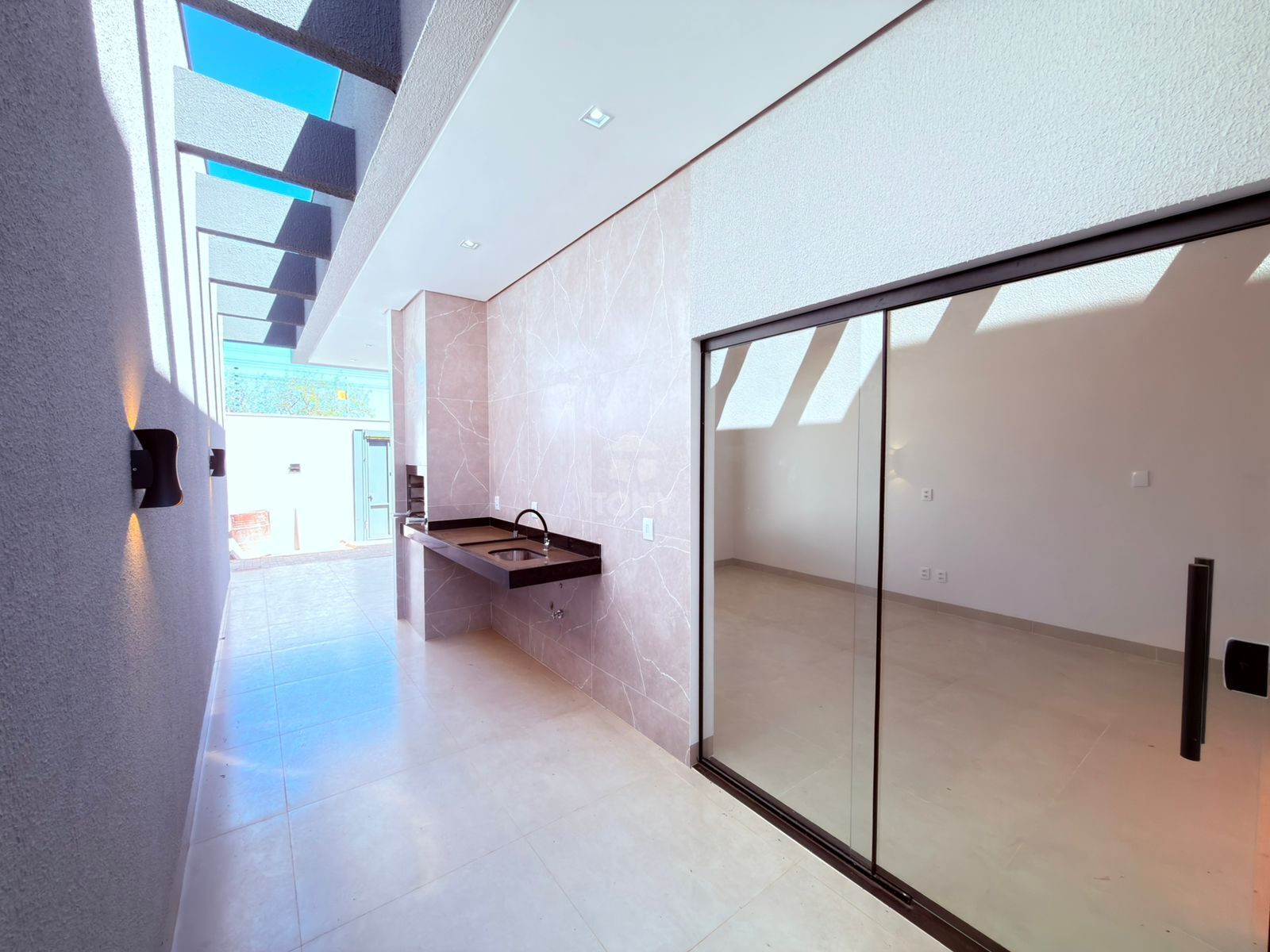 Casa à venda com 2 quartos, 1 suíte, 2 vagas e 107m² no Plano Diretor Sul, Palmas (TO) — foto 13 de 13