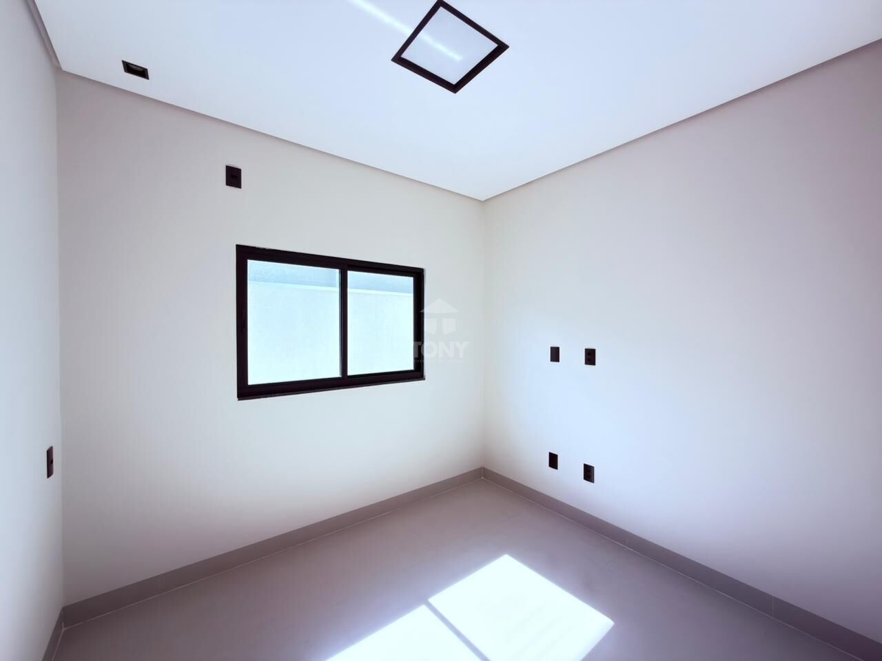 Casa à venda com 3 quartos, 1 suíte, 2 vagas e 100m² no Plano Diretor Sul, Palmas (TO) — foto 8 de 12
