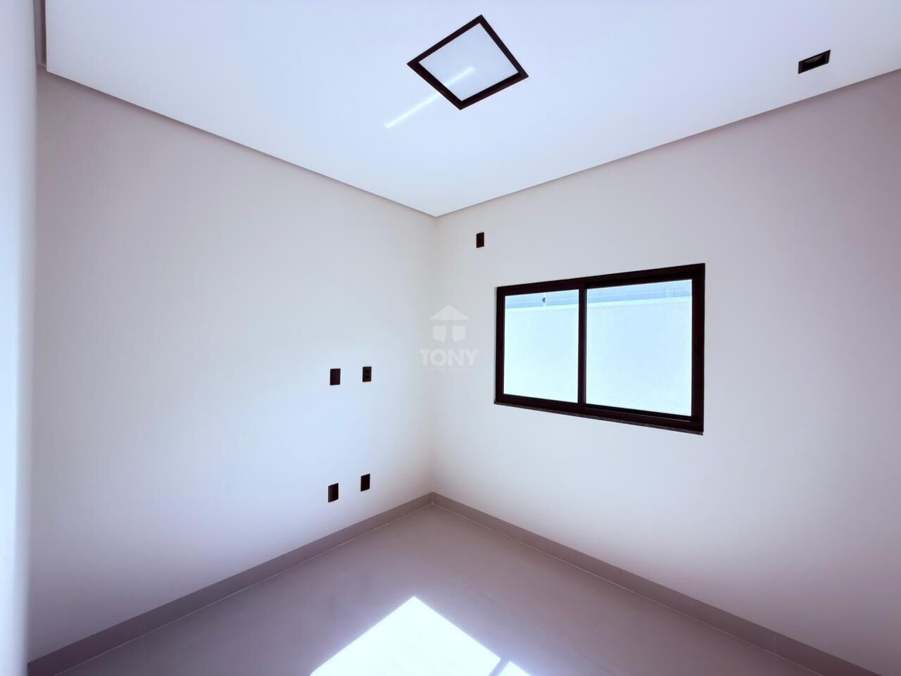 Casa à venda com 3 quartos, 1 suíte, 2 vagas e 100m² no Plano Diretor Sul, Palmas (TO) — foto 10 de 12
