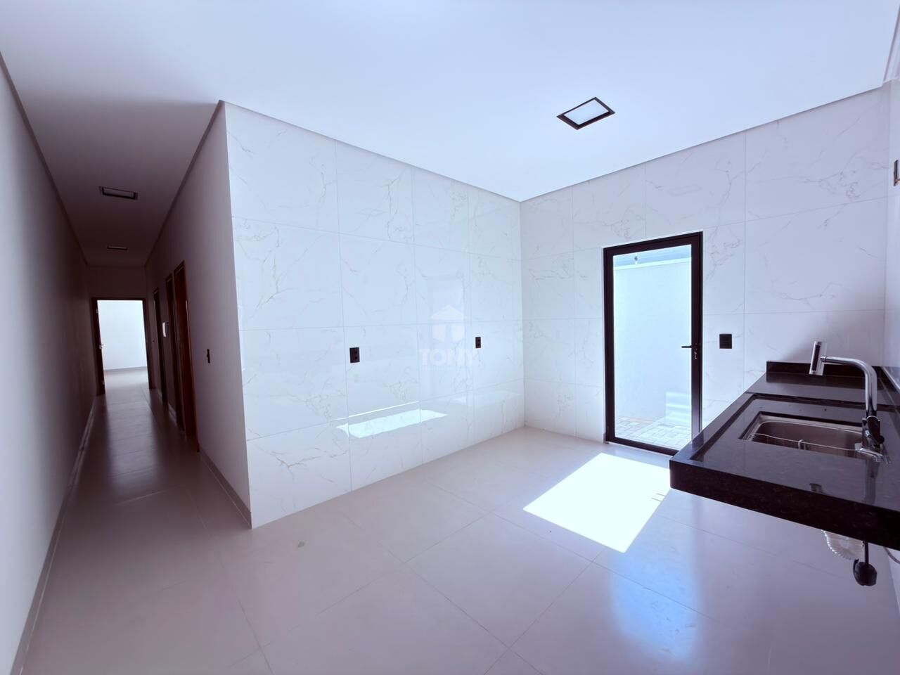 Casa à venda com 3 quartos, 1 suíte, 2 vagas e 100m² no Plano Diretor Sul, Palmas (TO) — foto 6 de 12