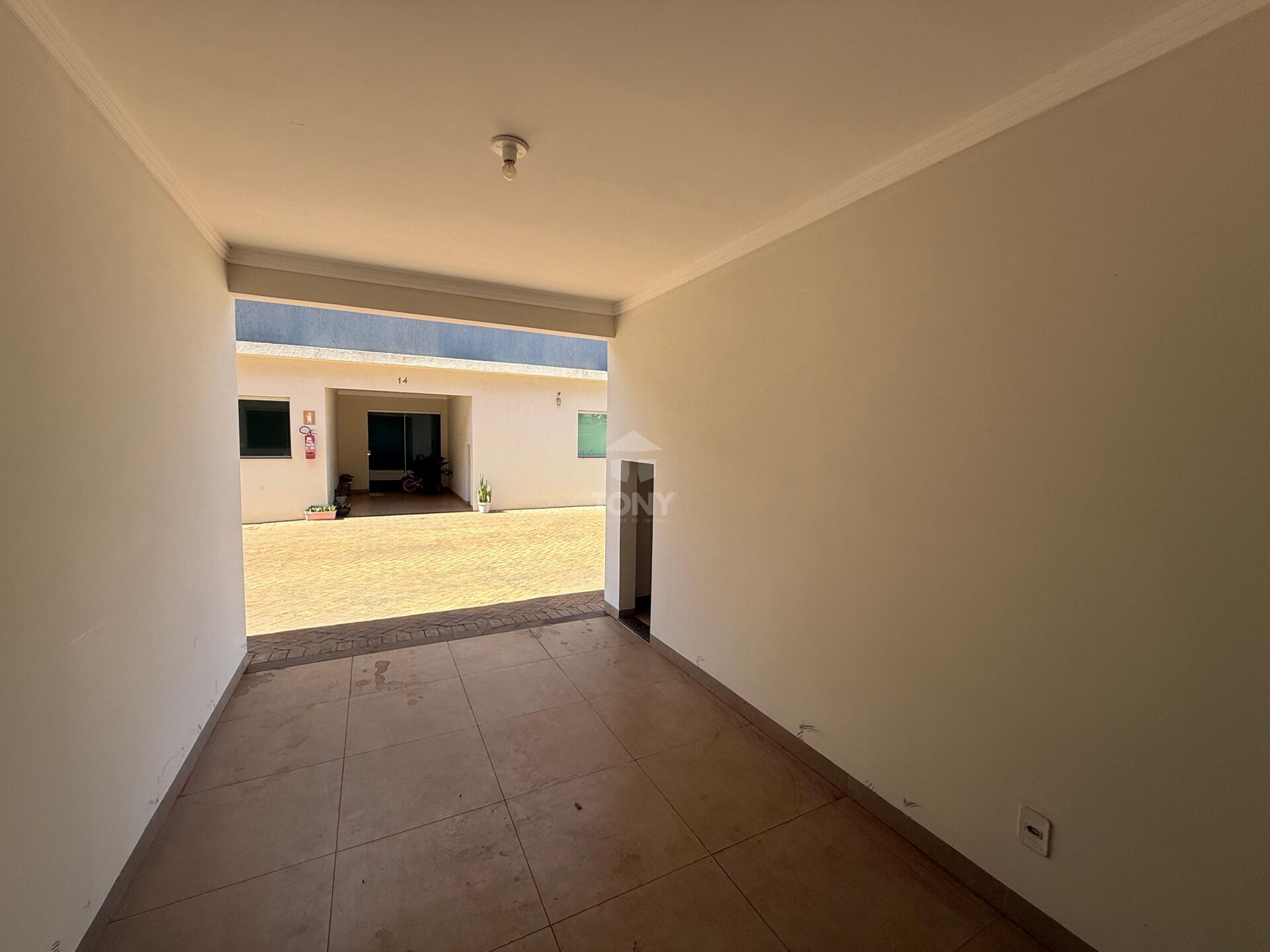 Casa à venda com 3 quartos, 1 suíte, 2 vagas e 108m² no Plano Diretor Sul, Palmas (TO) — foto 8 de 23