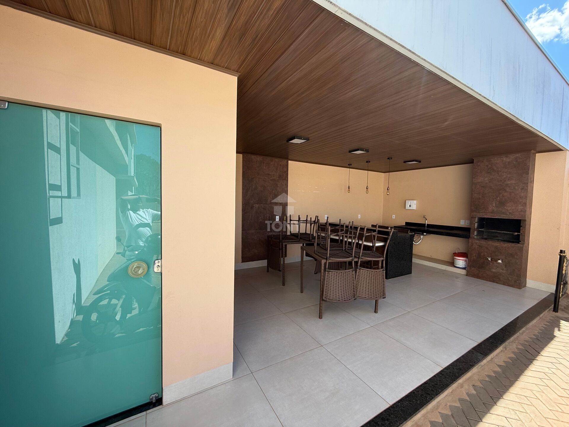 Casa à venda com 3 quartos, 1 suíte, 2 vagas e 108m² no Plano Diretor Sul, Palmas (TO) — foto 4 de 23