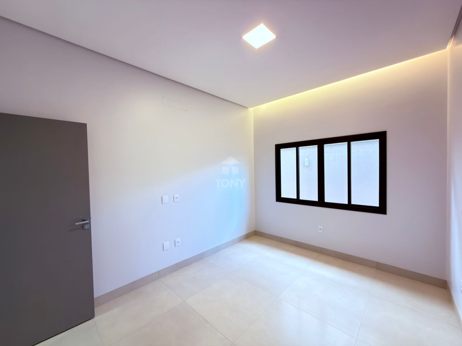 Casa à venda com 3 quartos, 1 suíte, 2 vagas e 155m² no Plano Diretor Sul, Palmas (TO) — foto 12 de 19