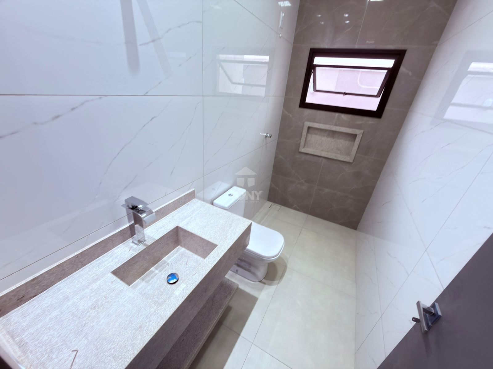 Casa à venda com 3 quartos, 1 suíte, 2 vagas e 155m² no Plano Diretor Sul, Palmas (TO) — foto 11 de 19