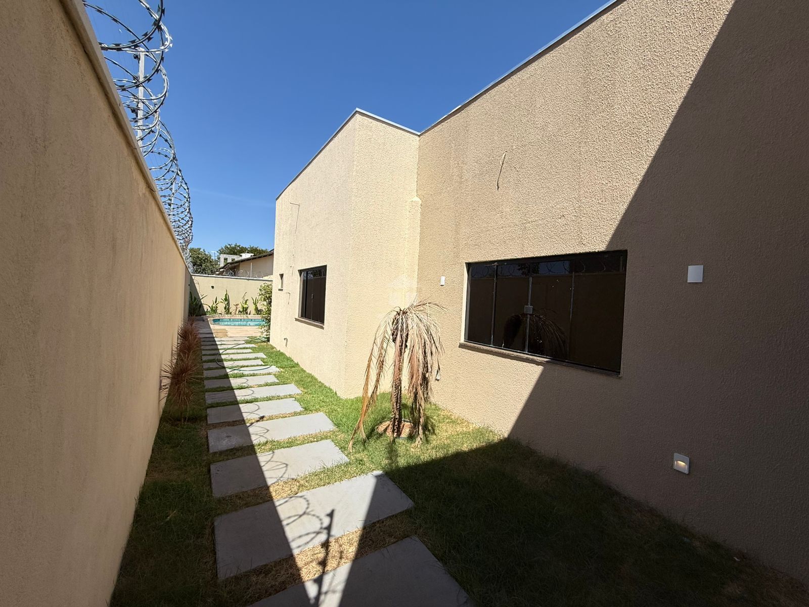 Casa à venda com 3 quartos, 2 suítes, 4 vagas e 187m² no Plano Diretor Sul, Palmas (TO) — foto 8 de 21