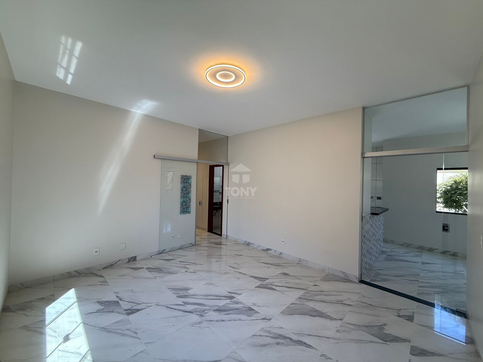 Casa à venda com 3 quartos, 2 suítes, 4 vagas e 187m² no Plano Diretor Sul, Palmas (TO) — foto 20 de 21