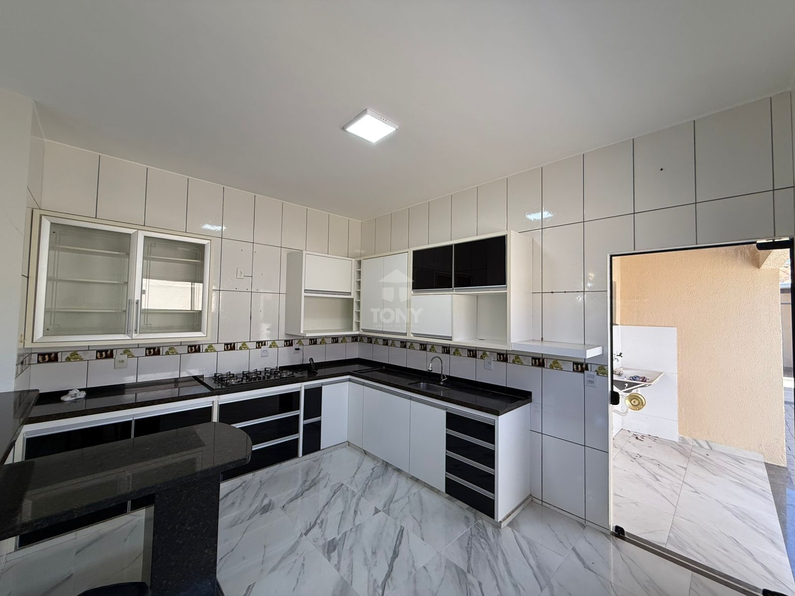Casa à venda com 3 quartos, 2 suítes, 4 vagas e 187m² no Plano Diretor Sul, Palmas (TO) — foto 16 de 21