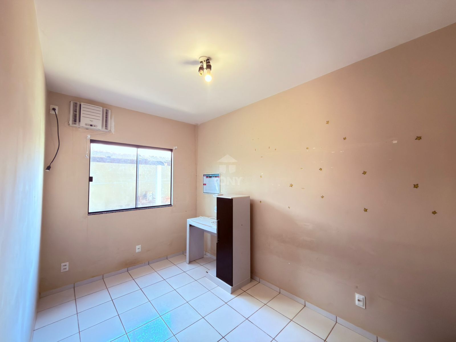 Casa à venda com 4 quartos, 1 suíte, 2 vagas e 90m² no Plano Diretor Sul, Palmas (TO) — foto 9 de 13