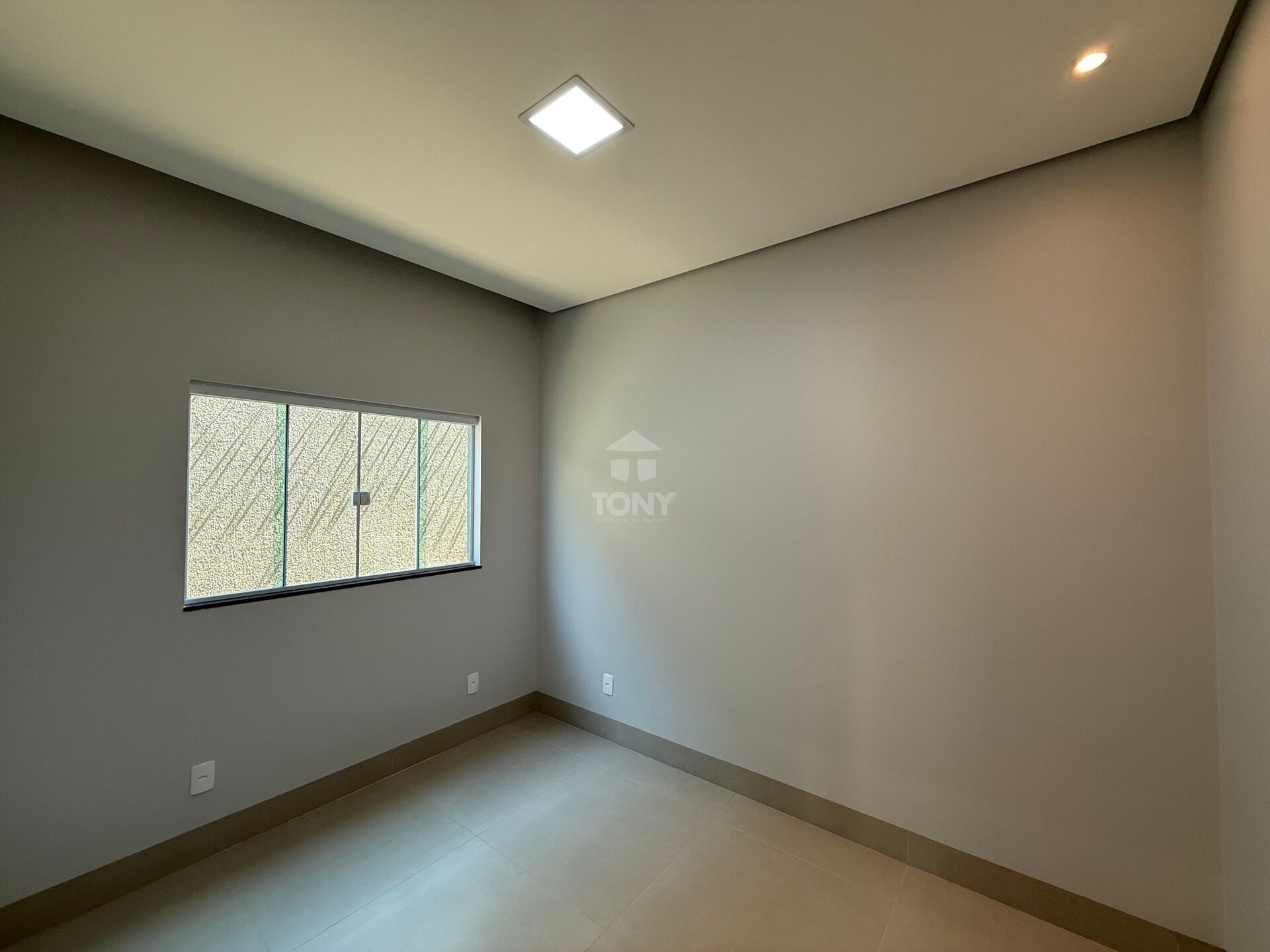 Casa à venda com 3 quartos, 3 suítes, 2 vagas e 167m² no Plano Diretor Sul, Palmas (TO) — foto 11 de 14