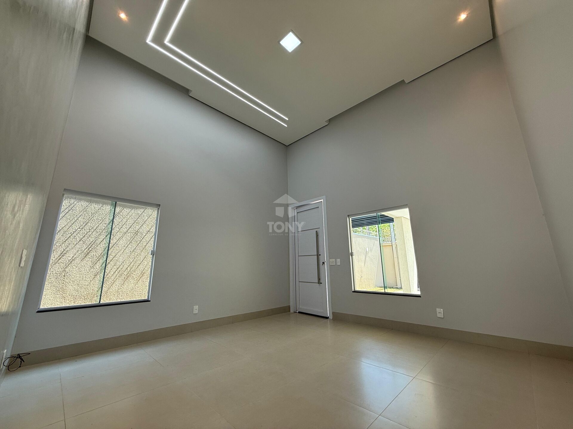 Casa à venda com 3 quartos, 3 suítes, 2 vagas e 167m² no Plano Diretor Sul, Palmas (TO) — foto 8 de 14
