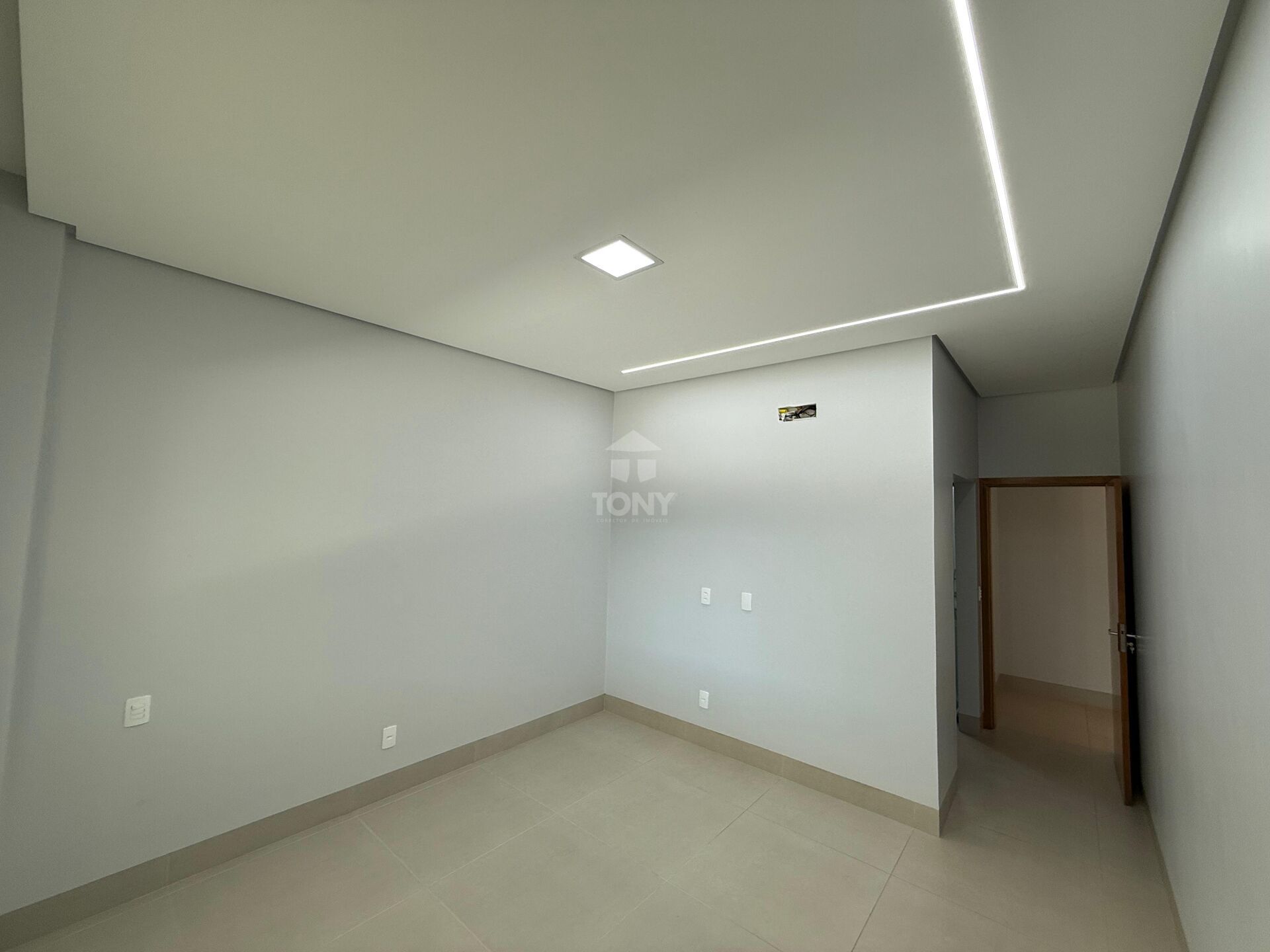 Casa à venda com 3 quartos, 3 suítes, 2 vagas e 167m² no Plano Diretor Sul, Palmas (TO) — foto 5 de 14