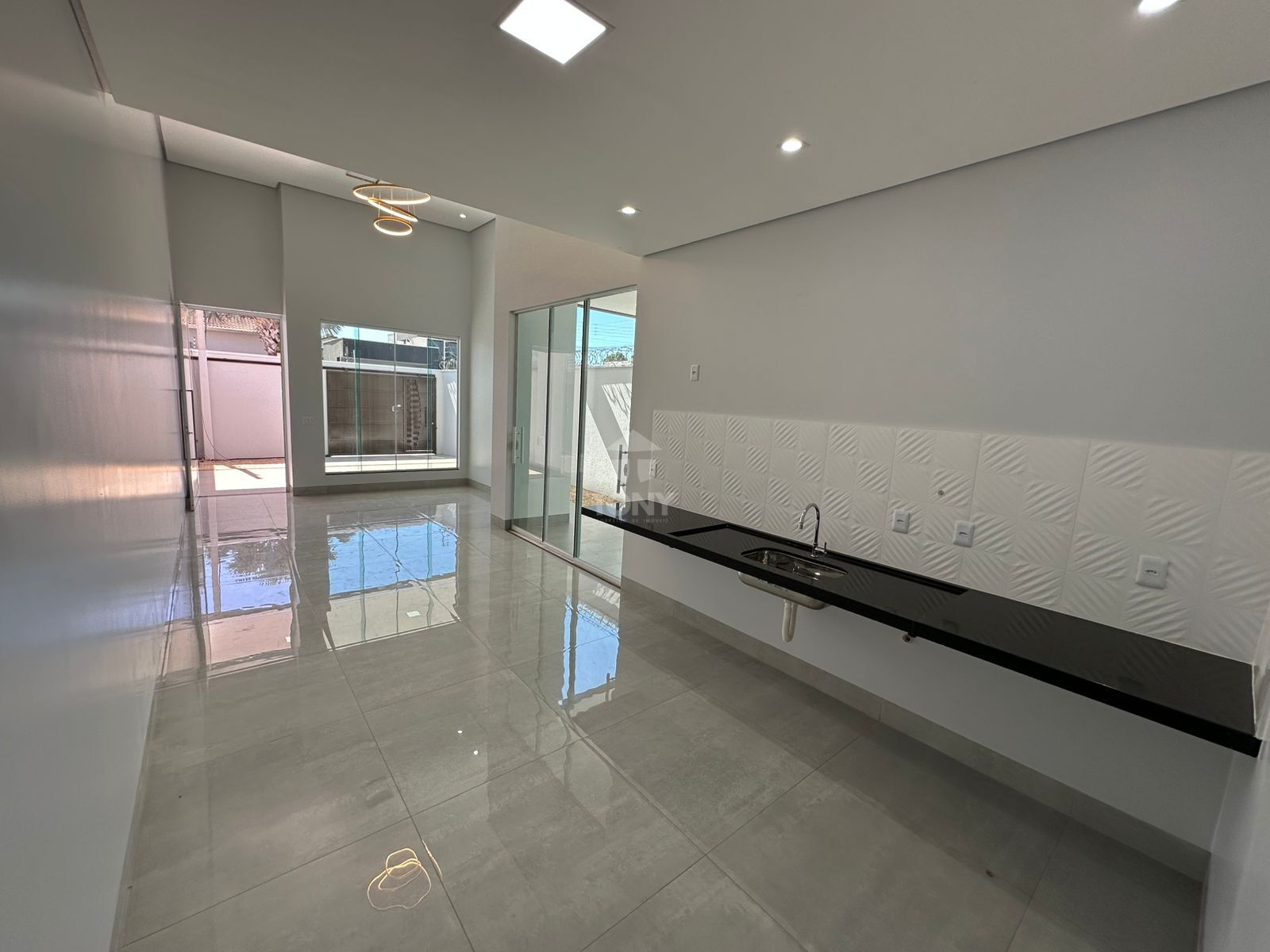 Casa à venda com 3 quartos, 1 suíte, 2 vagas e 122m² no Plano Diretor Sul, Palmas (TO) — foto 11 de 13