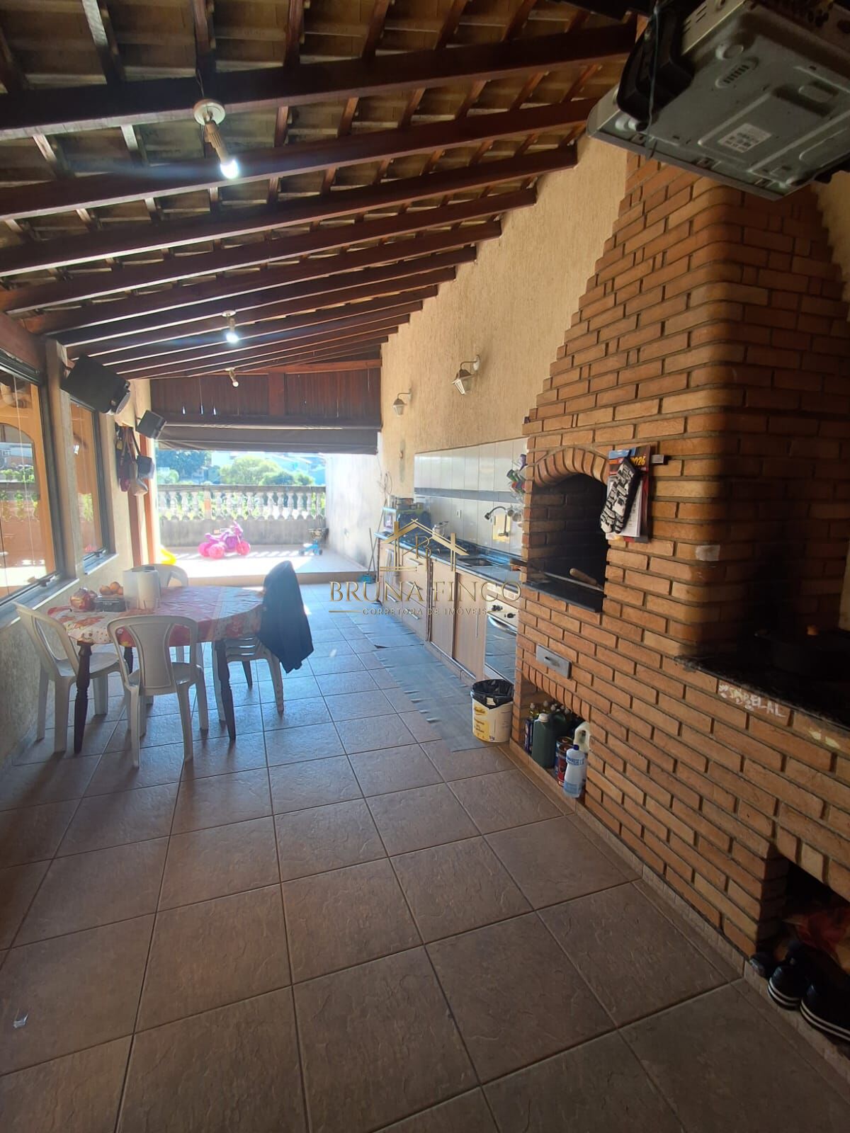Sobrado, 3 quartos, 232 m² - Foto 2