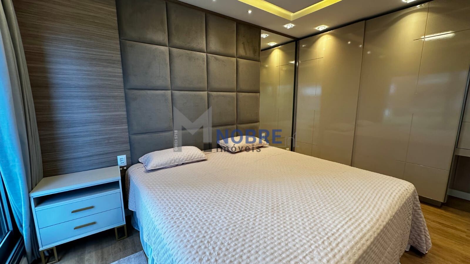 Apartamento à venda com 3 quartos, 3 suítes, 2 vagas e 131m² no Beira Mar Norte, Florianópolis (SC) — foto 21 de 30