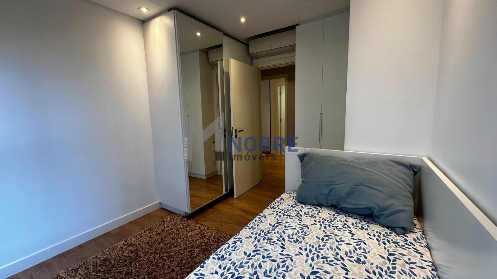 Apartamento à venda com 3 quartos, 3 suítes, 2 vagas e 131m² no Beira Mar Norte, Florianópolis (SC) — foto 29 de 30