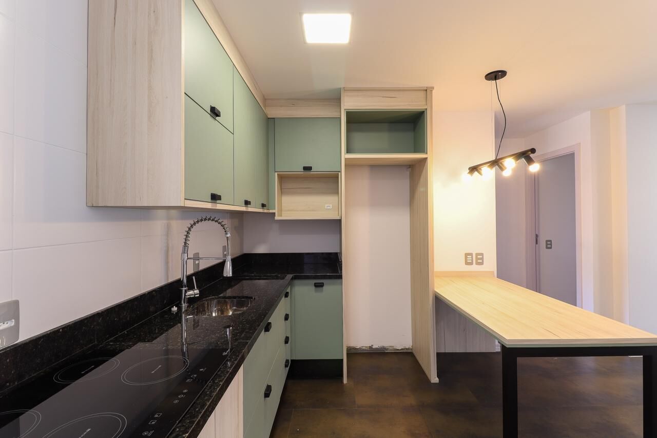 Apartamento à venda com 2 quartos, 2 suítes, 2 vagas e 113m² no Itacorubi, Florianópolis (SC) — foto 28 de 30