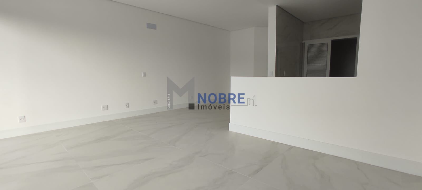 Apartamento à venda com 3 quartos, 3 suítes, 2 vagas e 138m² no João Paulo, Florianópolis (SC) — foto 10 de 27
