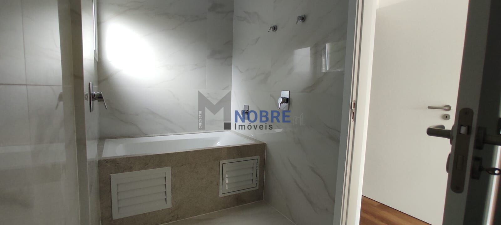 Apartamento à venda com 3 quartos, 3 suítes, 2 vagas e 138m² no João Paulo, Florianópolis (SC) — foto 22 de 27