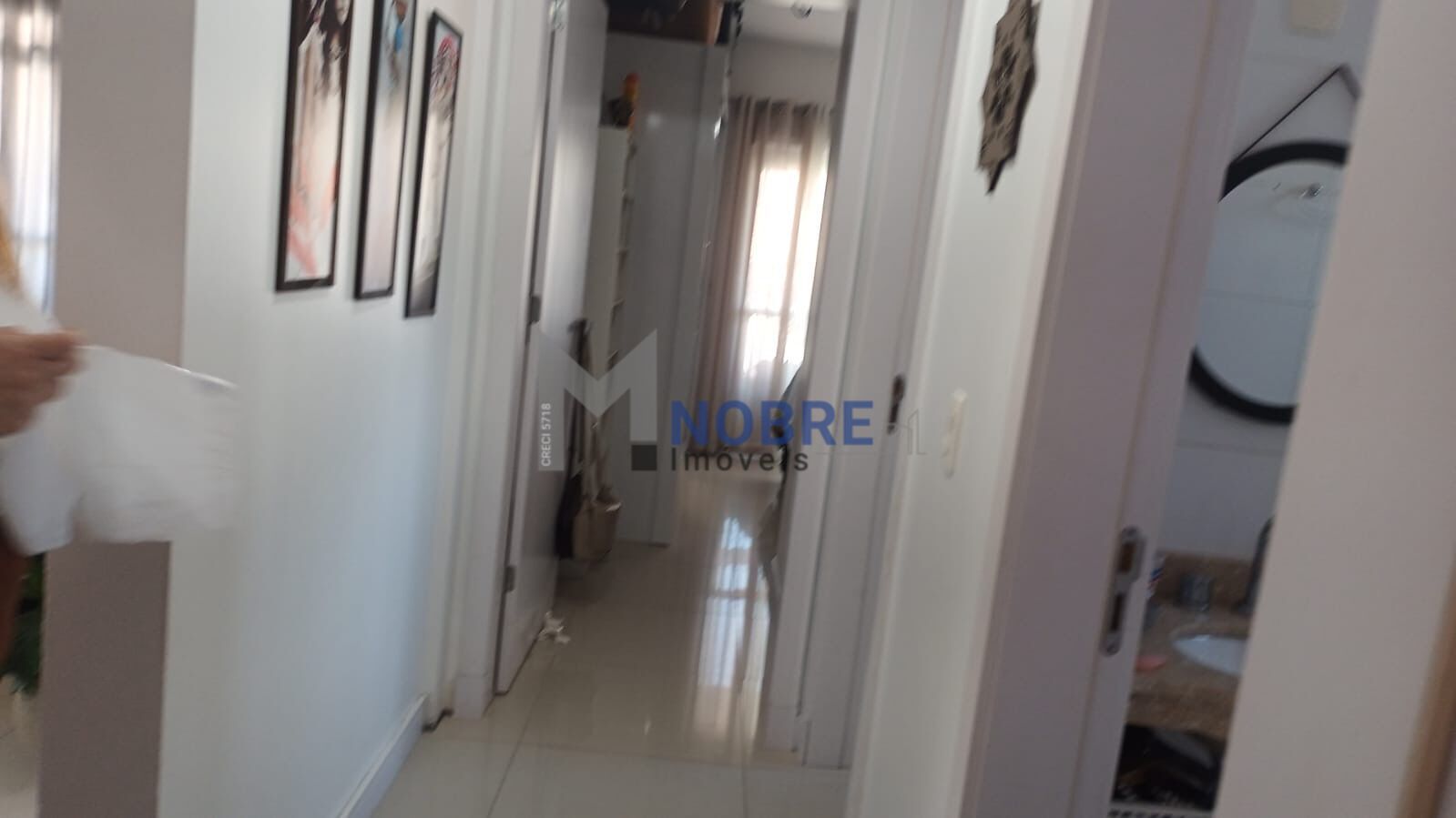Apartamento à venda com 3 quartos, 1 suíte, 2 vagas e 94m² no Barreiros, São José (SC) — foto 25 de 30