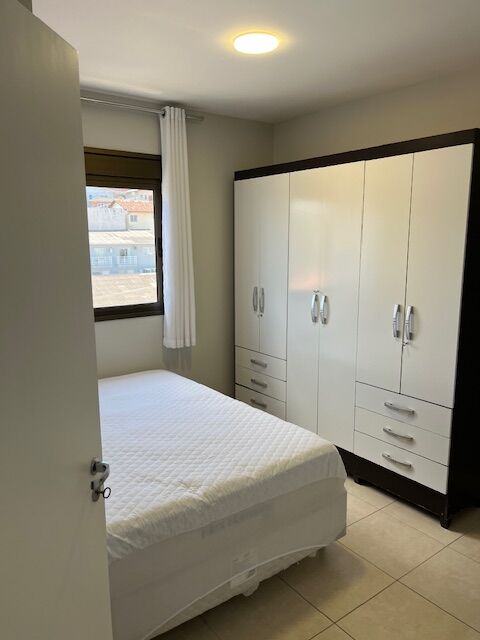 Apartamento à venda com 3 quartos, 1 suíte, 2 vagas e 75m² no Trindade, Florianópolis (SC) — foto 23 de 26