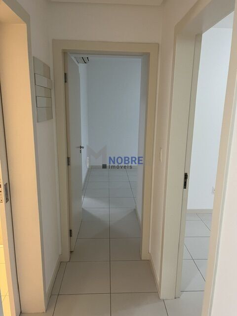 Apartamento à venda com 2 quartos, 1 suíte, 1 vaga e 65m² no Centro, São José (SC) — foto 21 de 25