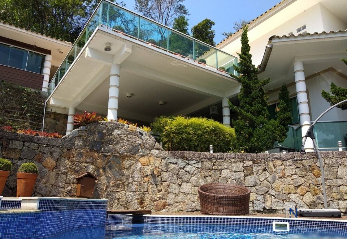 Casa à venda com 4 quartos, 1 suíte, 2 vagas e 350m² no Bosque das Mansões, São José (SC) — foto 15 de 30