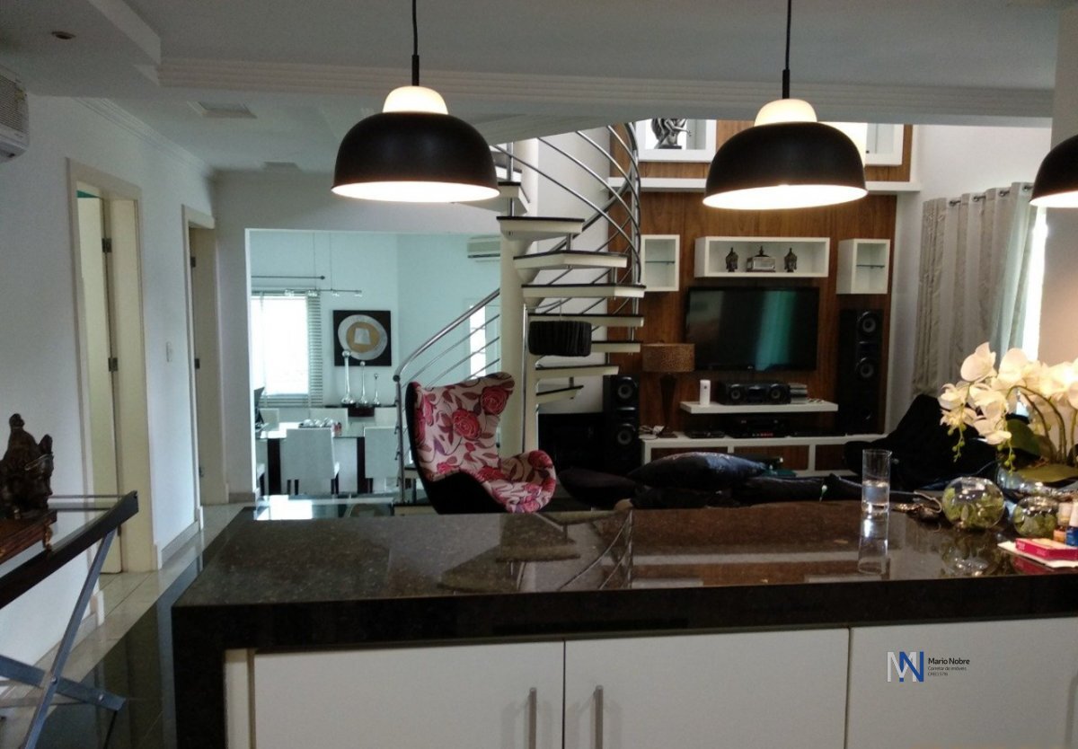 Casa à venda com 4 quartos, 1 suíte, 2 vagas e 350m² no Bosque das Mansões, São José (SC) — foto 24 de 30
