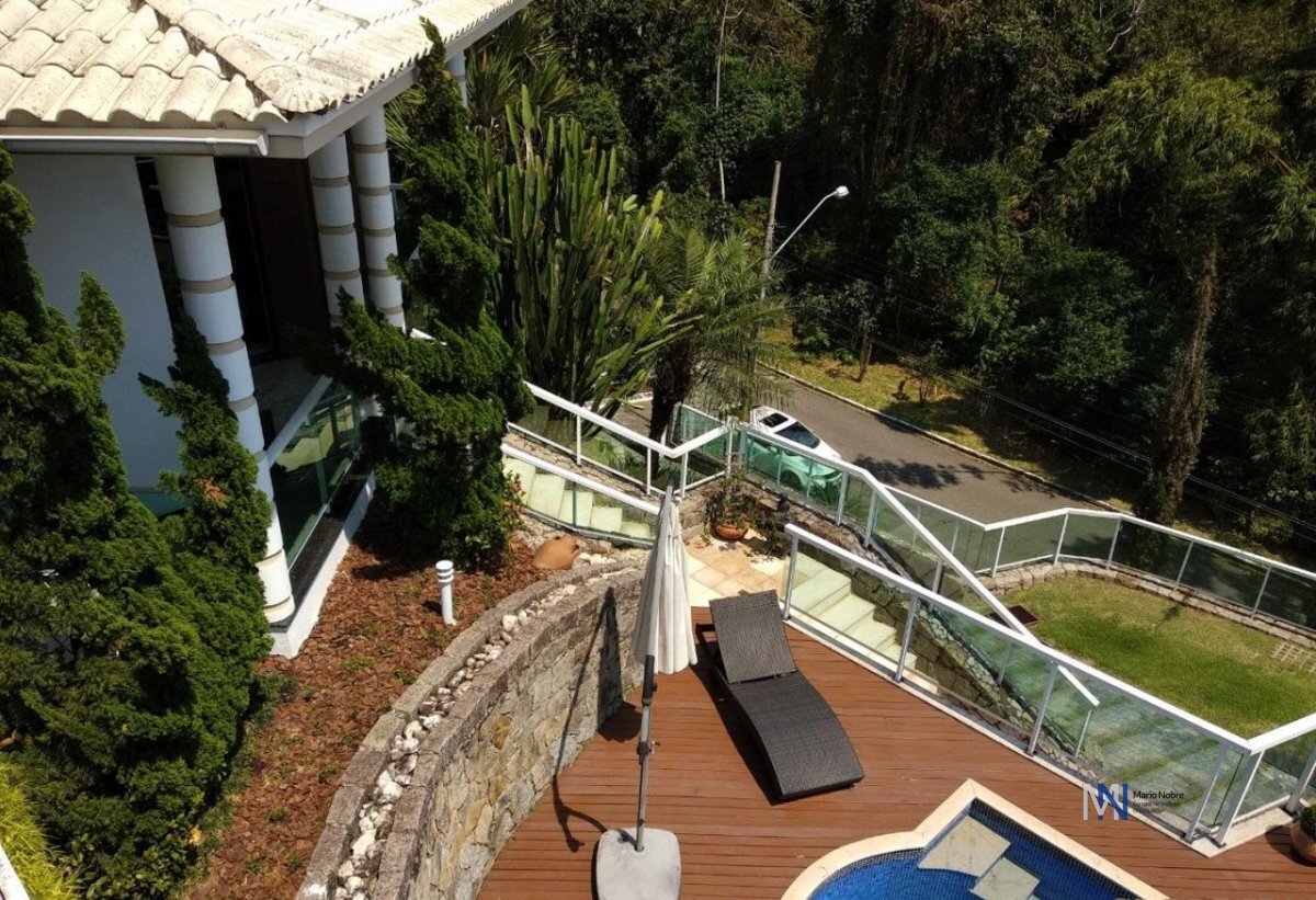 Casa à venda com 4 quartos, 1 suíte, 2 vagas e 350m² no Bosque das Mansões, São José (SC) — foto 9 de 30