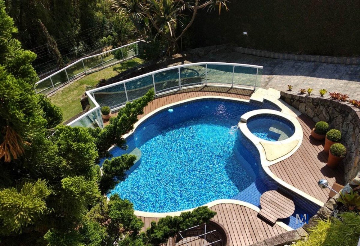 Casa à venda com 4 quartos, 1 suíte, 2 vagas e 350m² no Bosque das Mansões, São José (SC) — foto 11 de 30