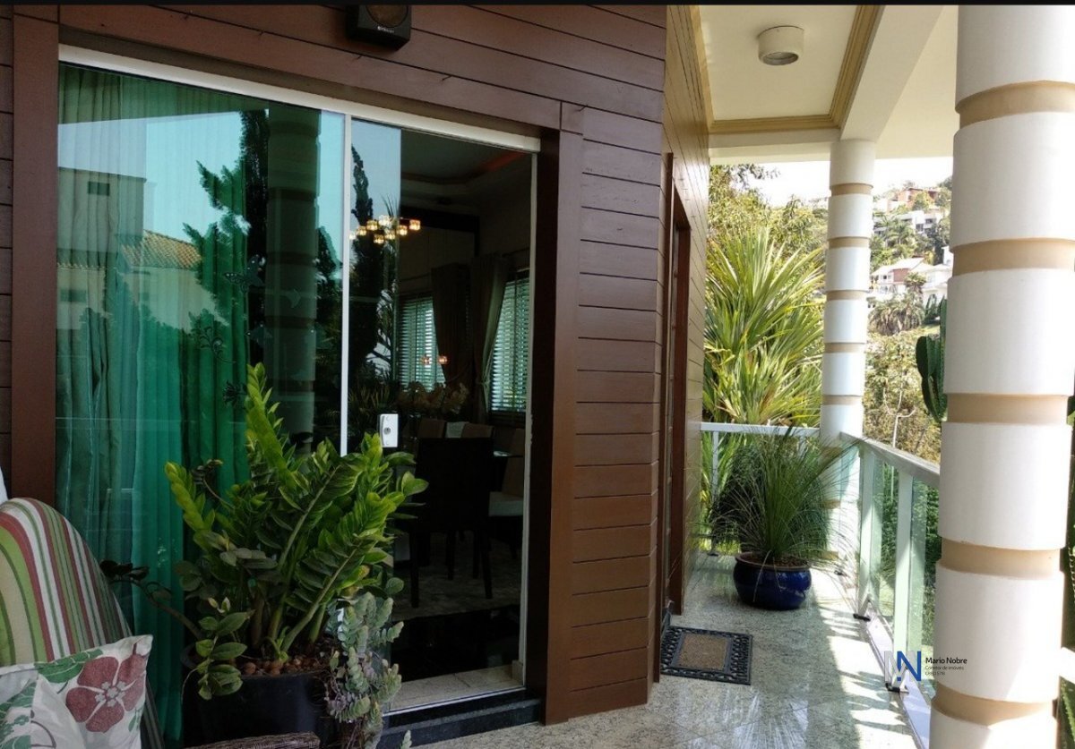 Casa à venda com 4 quartos, 1 suíte, 2 vagas e 350m² no Bosque das Mansões, São José (SC) — foto 17 de 30