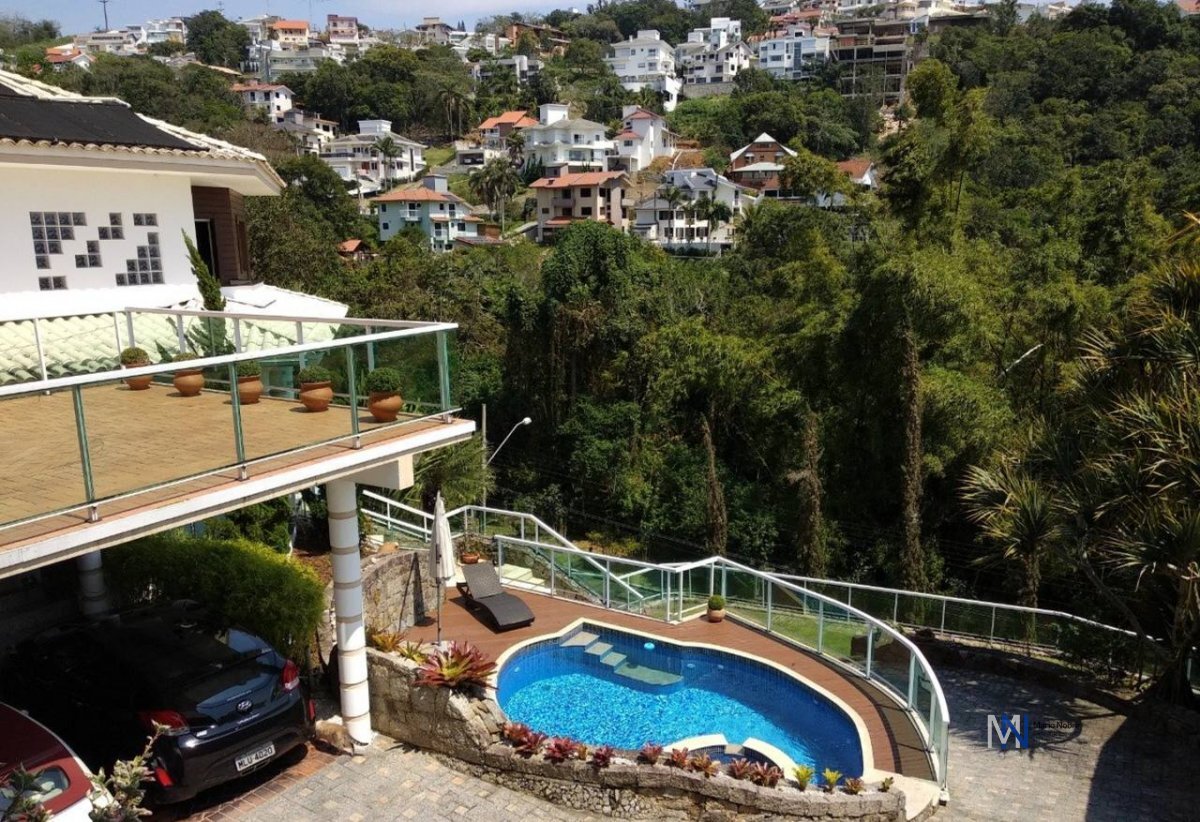 Casa à venda com 4 quartos, 1 suíte, 2 vagas e 350m² no Bosque das Mansões, São José (SC) — foto 6 de 30