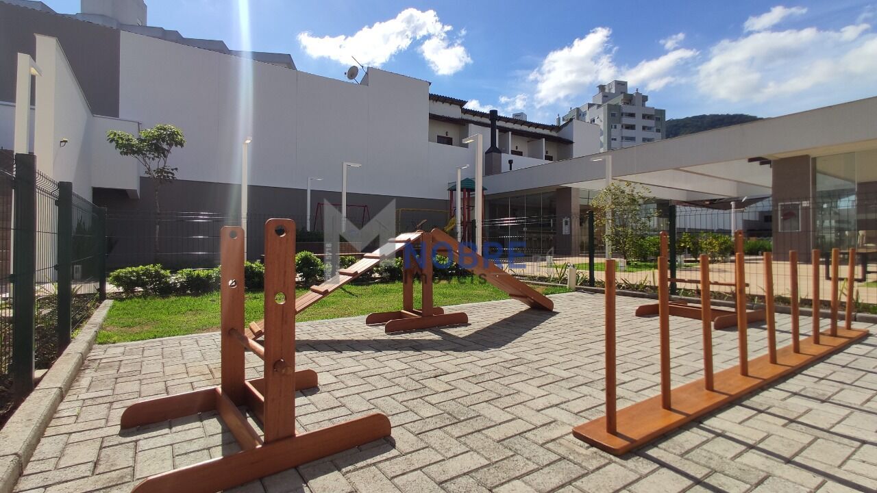 Apartamento à venda com 2 quartos, 1 suíte, 2 vagas e 65m² no Itacorubi, Florianópolis (SC) — foto 12 de 30