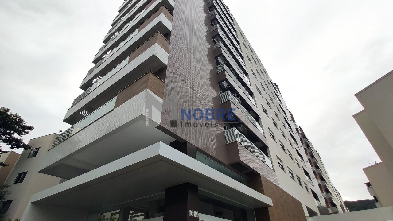 Apartamento à venda com 2 quartos, 1 suíte, 2 vagas e 65m² no Itacorubi, Florianópolis (SC) — foto 2 de 30