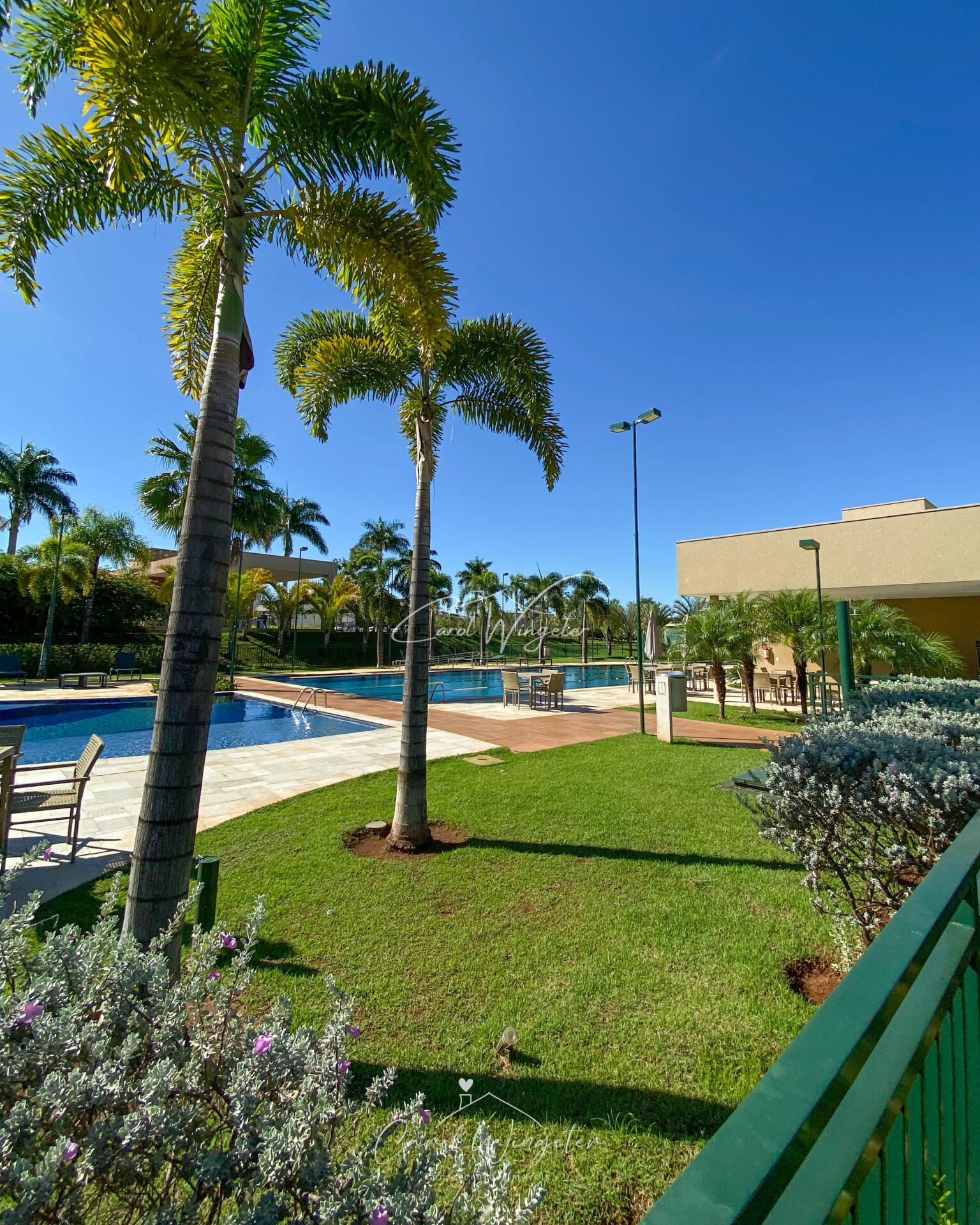 Casa de Condomínio com 3 quartos à venda, 244m² — foto 49 de 51