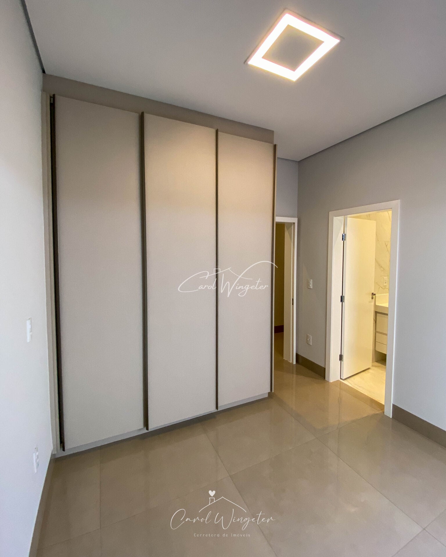 Casa de Condomínio com 3 quartos à venda, 244m² — foto 24 de 51
