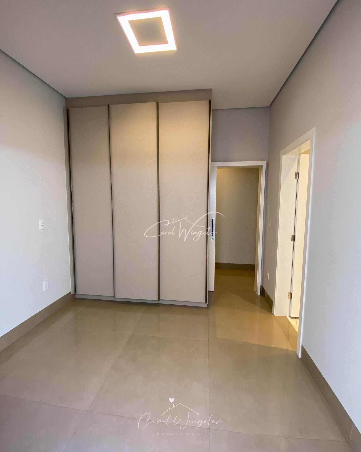 Casa de Condomínio com 3 quartos à venda, 244m² — foto 21 de 51