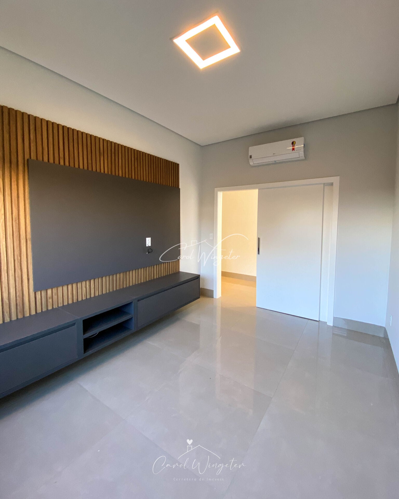 Casa de Condomínio com 3 quartos à venda, 244m² — foto 15 de 51